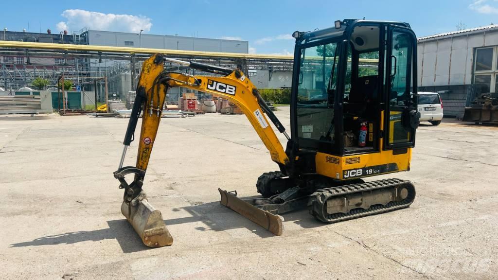 JCB 19 C Miniescavatori
