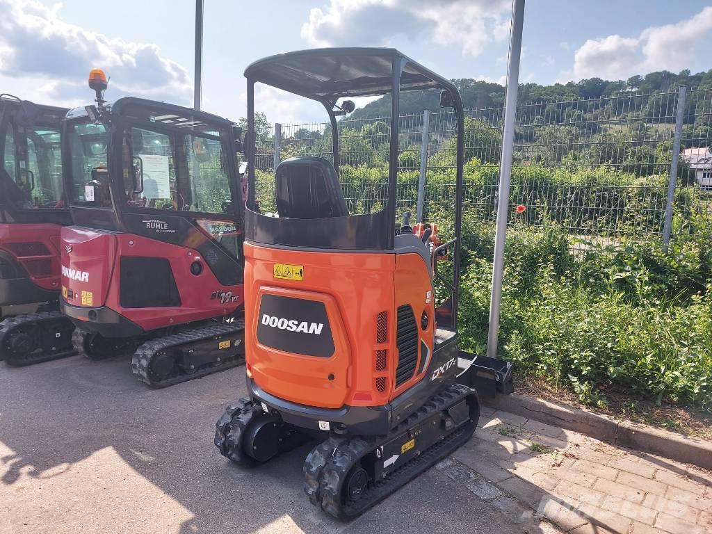 Doosan DX 17 Miniescavatori