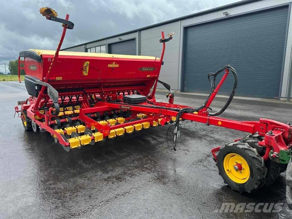 Väderstad Rapid 400S Perforatrici