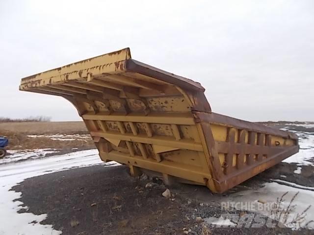 CAT 777B Dumper a telaio rigido