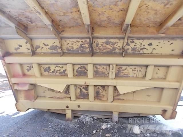 CAT 777B Dumper a telaio rigido