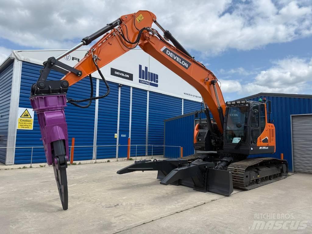 Develon DX 235 LCR-7 Escavatori cingolati