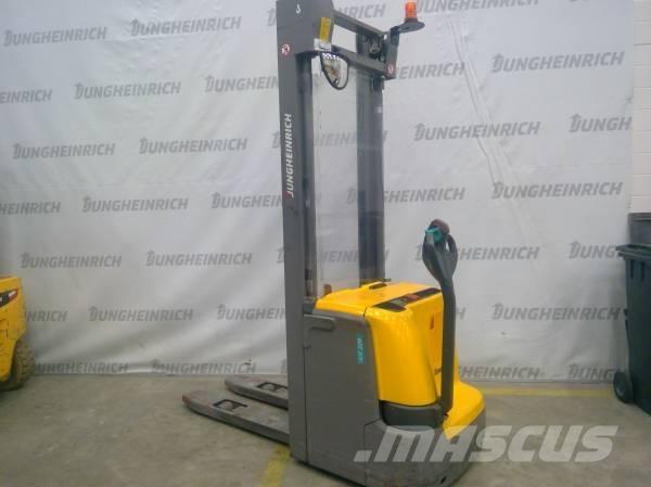 Jungheinrich EJC 220 Transpallet uomo a terra
