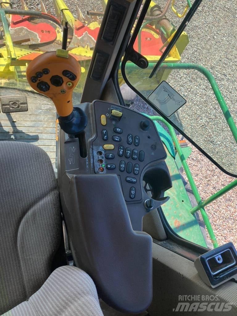 John Deere 7300 Trince semoventi