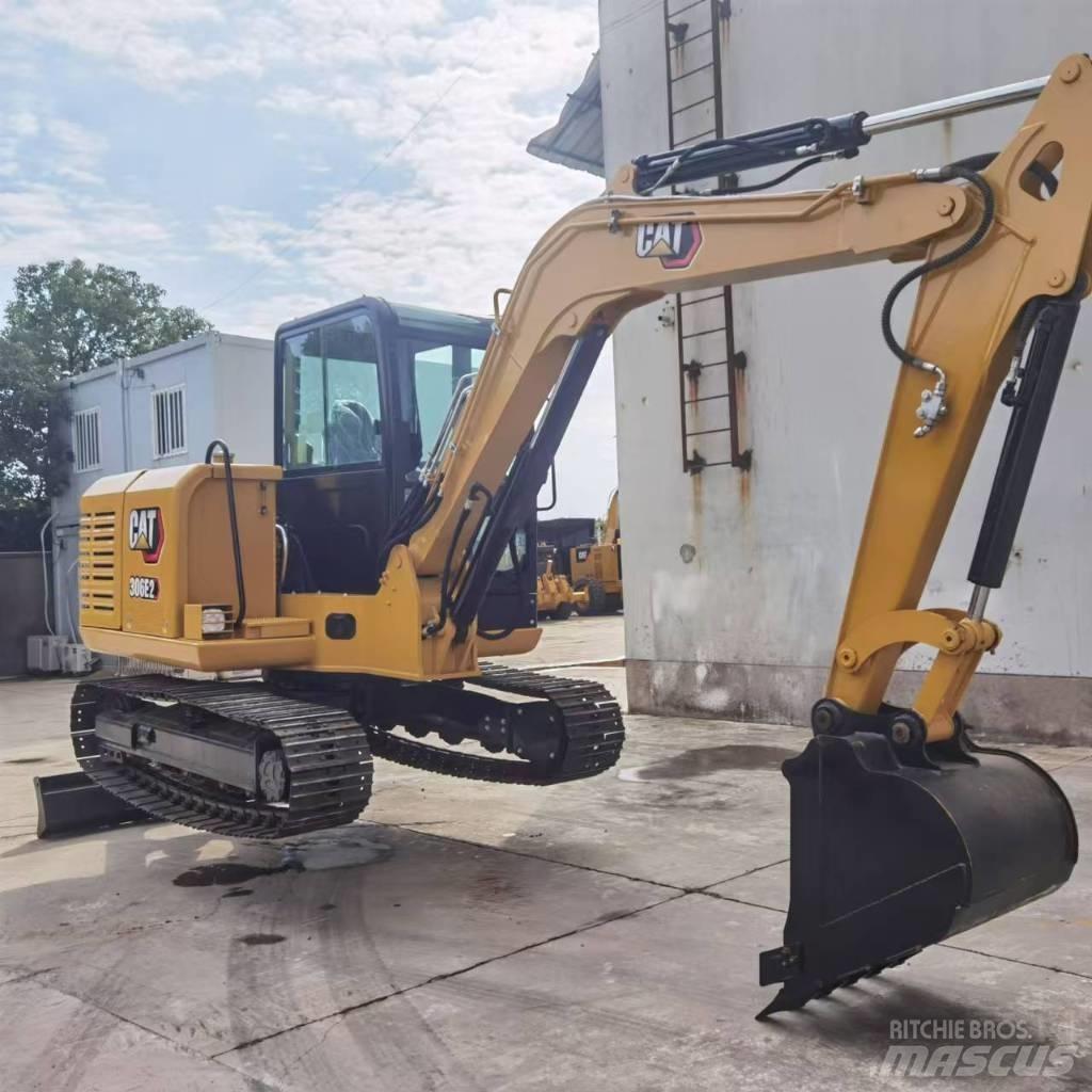 CAT 306E2 Miniescavatori