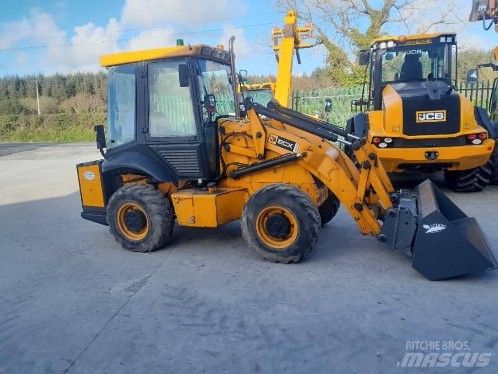 JCB 2 CX Pale gommate
