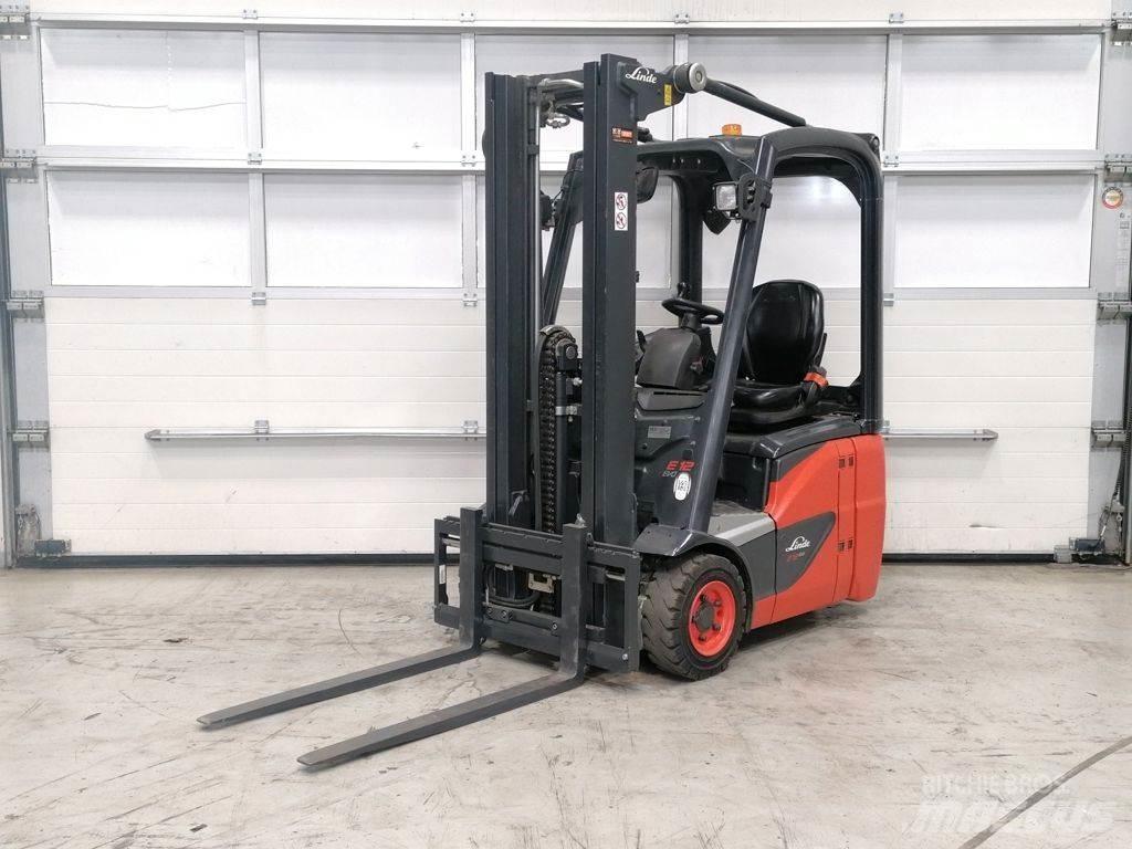 Linde E12-02 Carrelli elevatori elettrici
