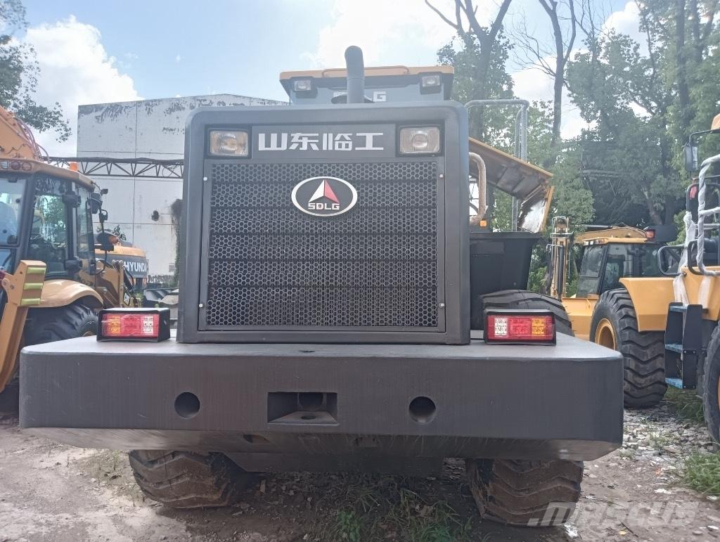 SDLG LG 956 L Pale gommate