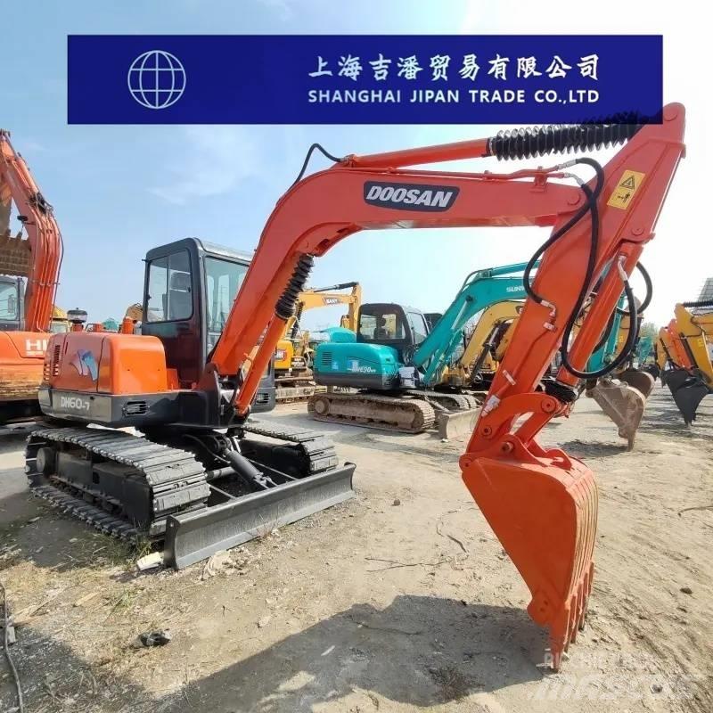 Doosan DH 60 Miniescavatori