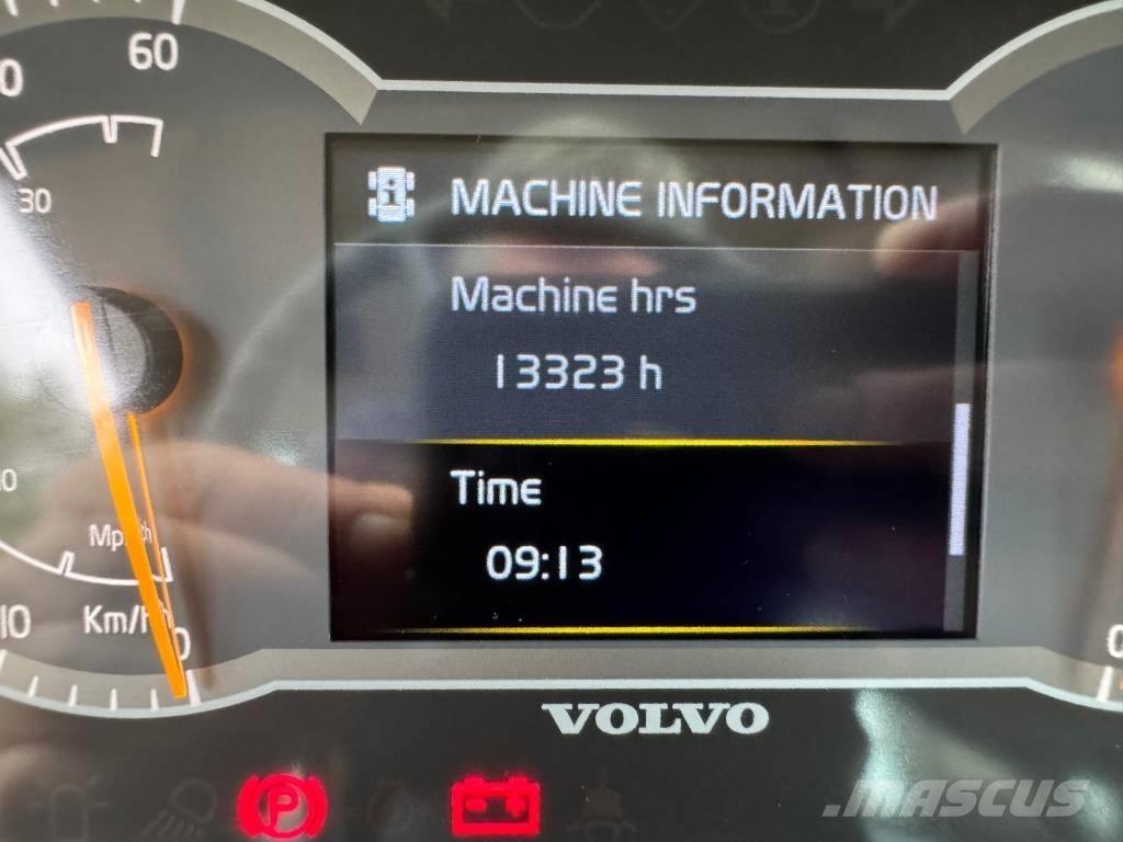 Volvo L 180 H Pale gommate