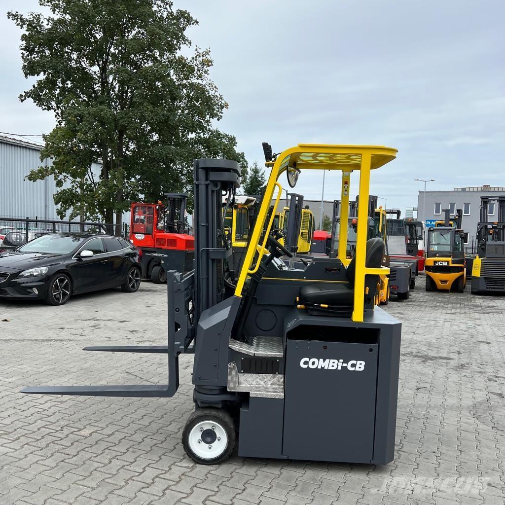 Combilift CBE 3000 Carrello elevatore retrattile a 4 vie