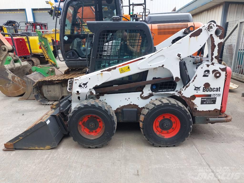 Bobcat 377 Mini Pale Gommate