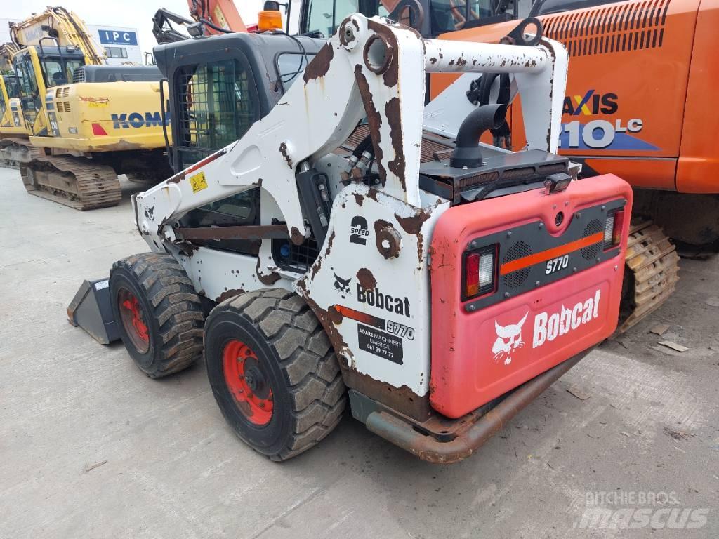 Bobcat 377 Mini Pale Gommate