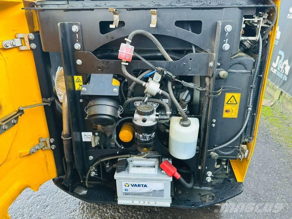 JCB 15 C-1 Miniescavatori