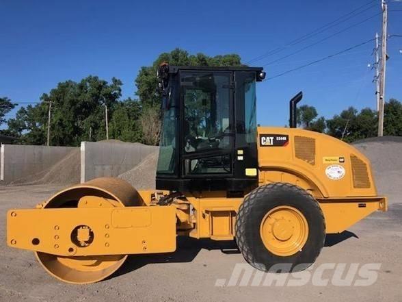 CAT CS44B Rulli gommati