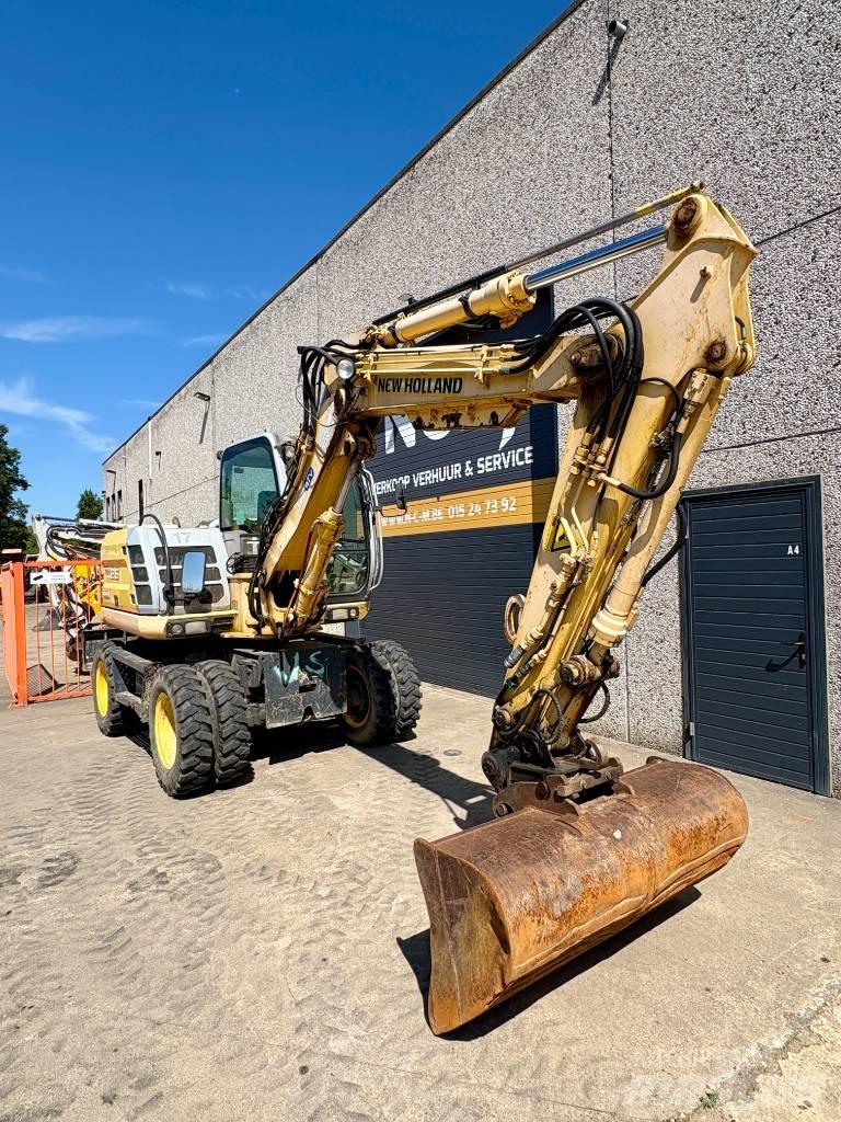 New Holland MH 2.6 Escavatori gommati