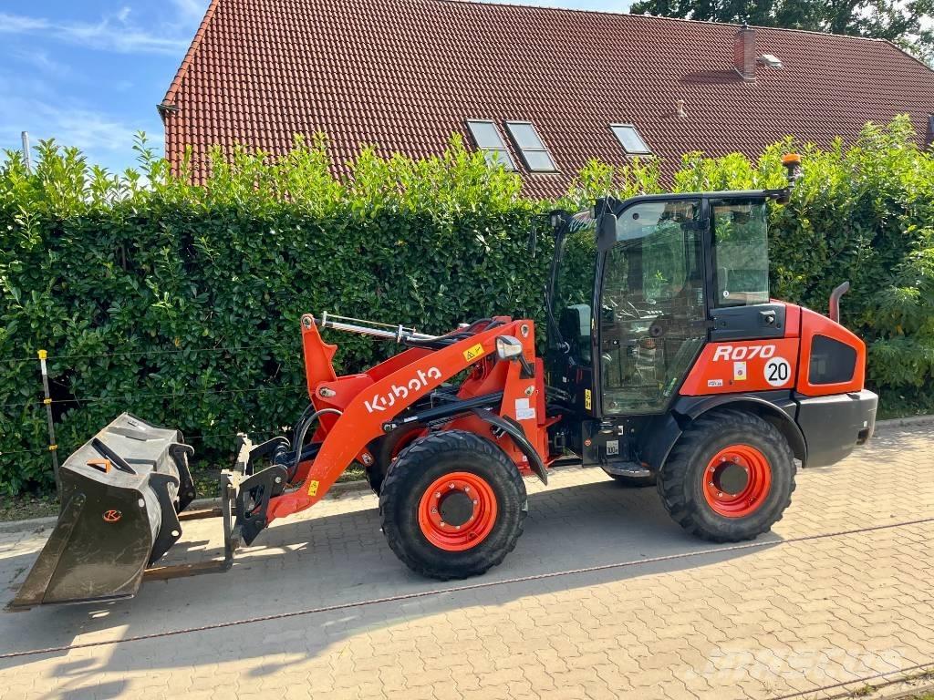 Kubota R 070 Pale gommate