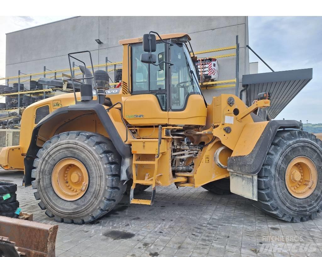 Volvo L 150 G Pale gommate