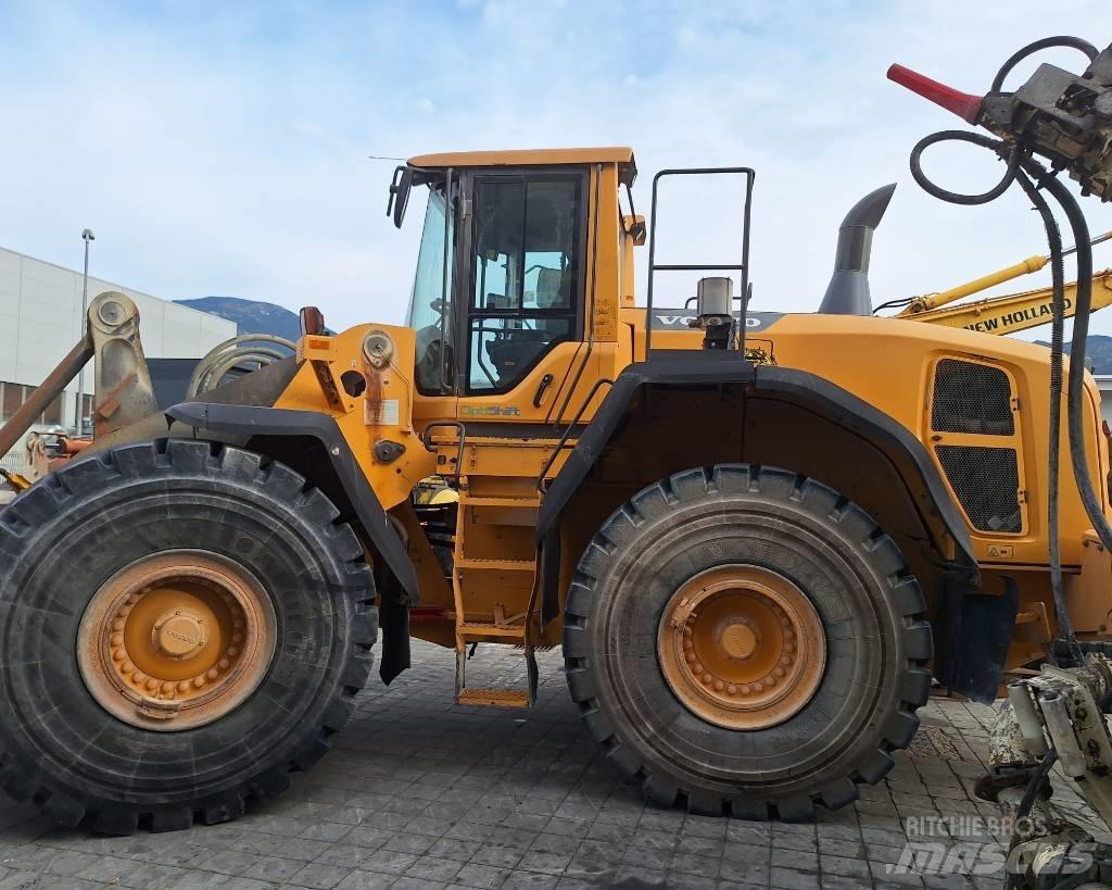 Volvo L 150 G Pale gommate