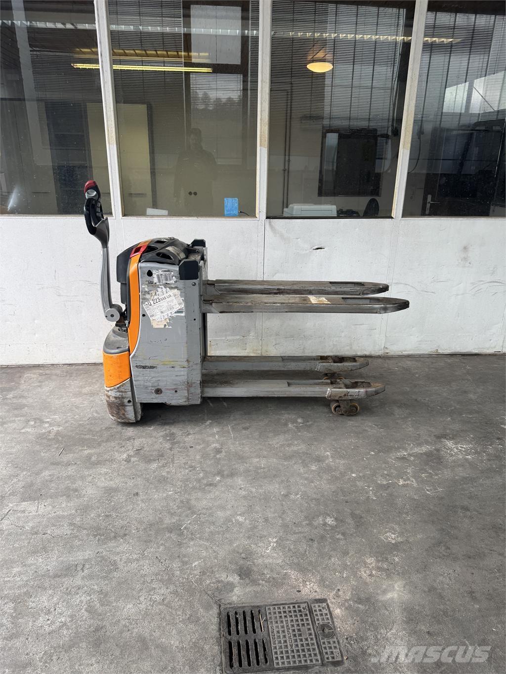 Still EXU-H18 Transpallet uomo a terra