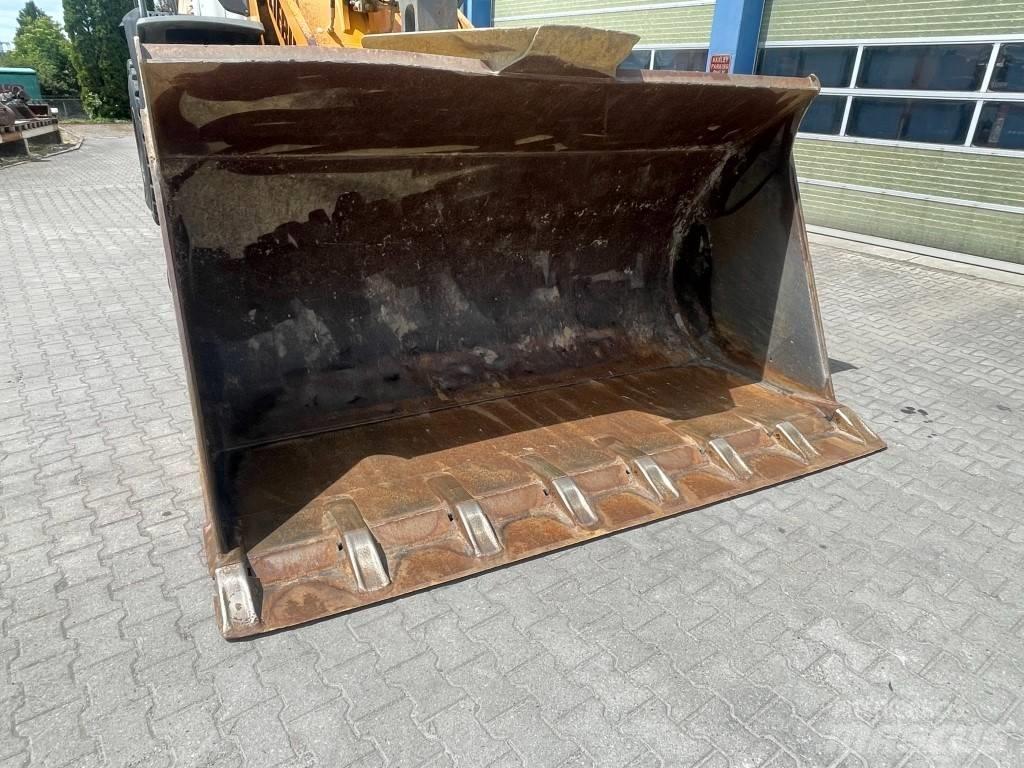 Liebherr L 576 Pale gommate