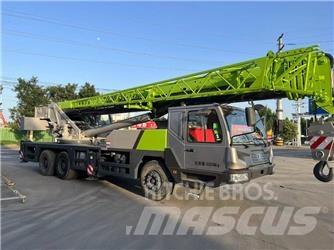 Zoomlion QY25V Gru per tutti i terreni