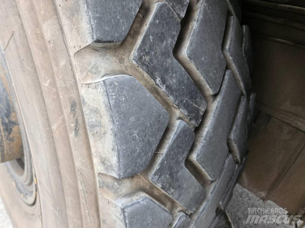 Kobelco RK 450-2 Gru per terreni difficili