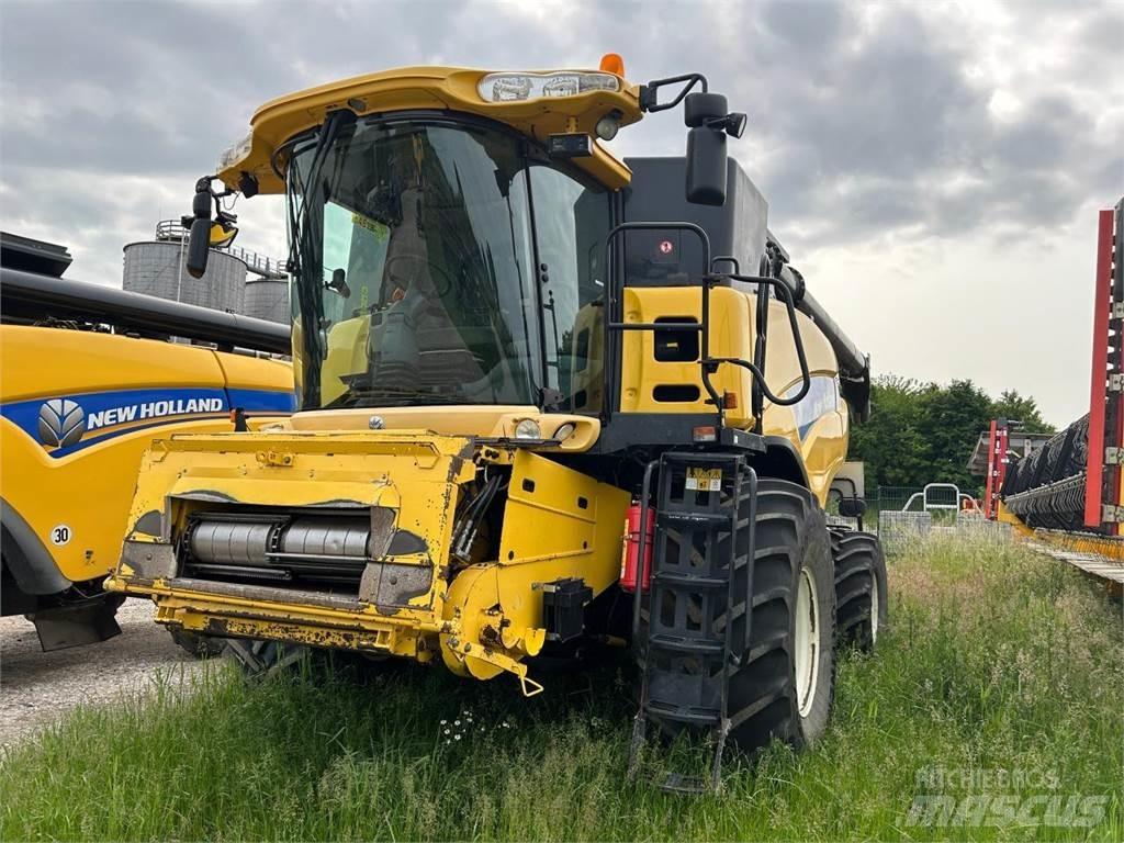 New Holland CR 980 Mietitrebbiatrici