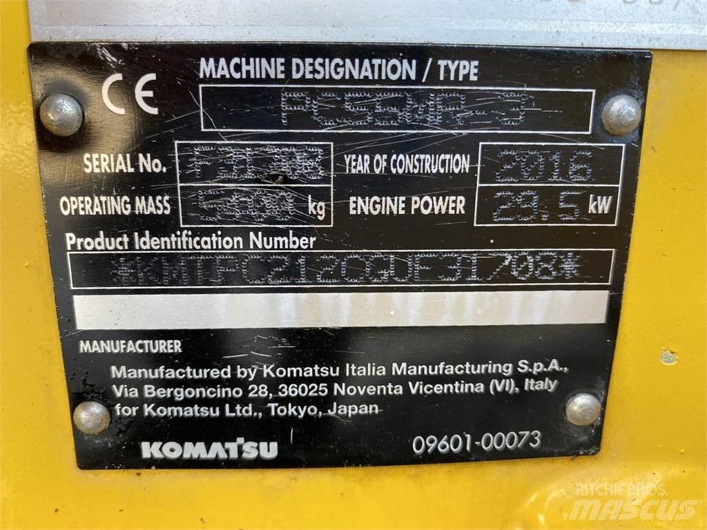 Komatsu PC55MR-3 Escavatori gommati