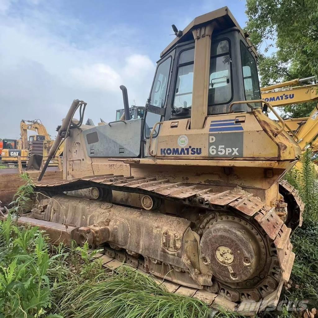 Komatsu D 65 P-12 Dozer cingolati