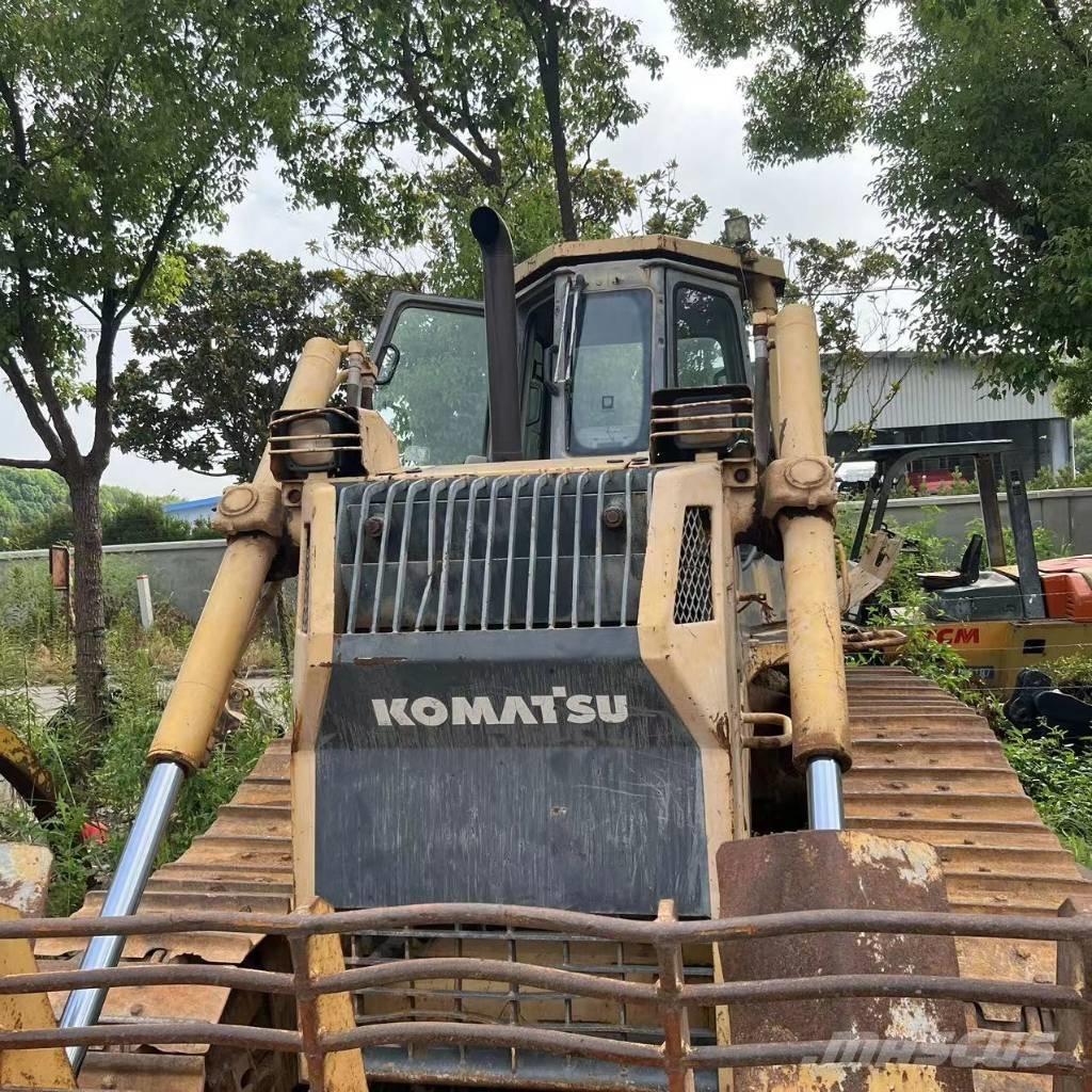 Komatsu D 65 P-12 Dozer cingolati