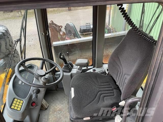 Volvo L30B PRO Pale gommate