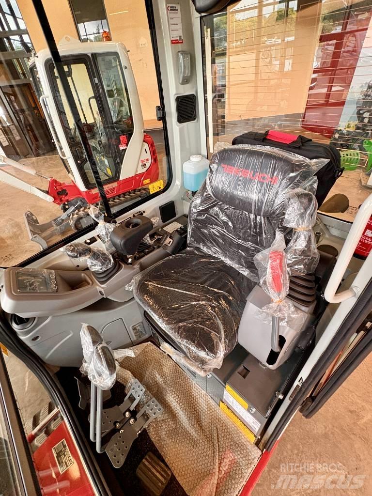 Takeuchi TB 225 Miniescavatori