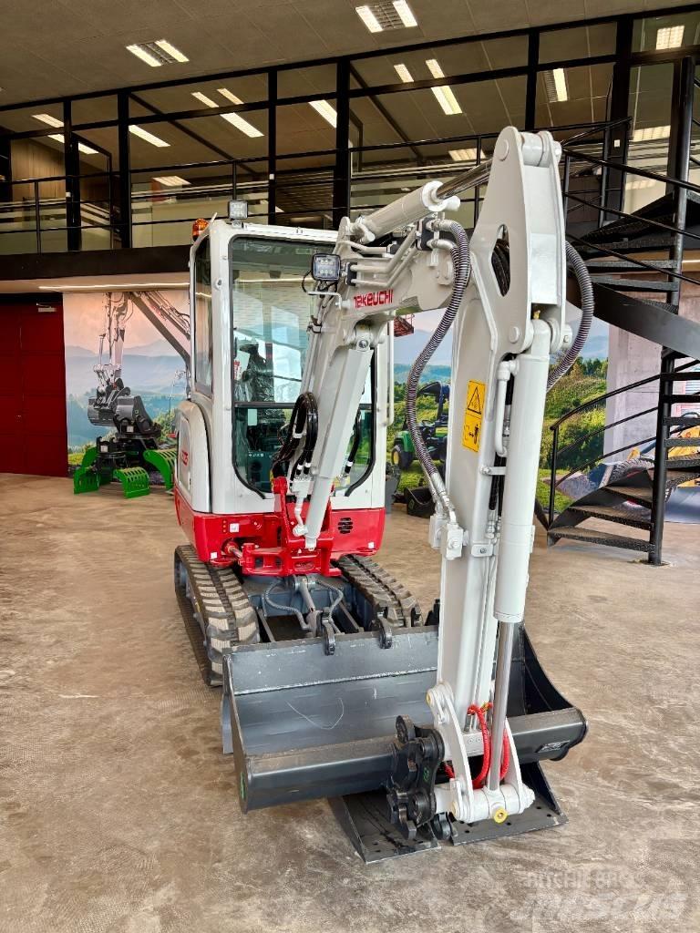 Takeuchi TB 225 Miniescavatori
