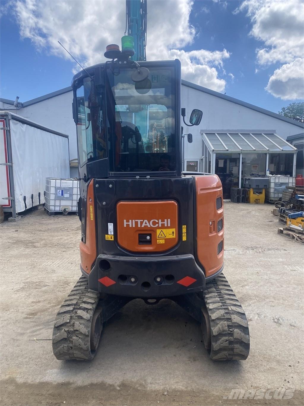 Hitachi Zaxis33U-6 Miniescavatori