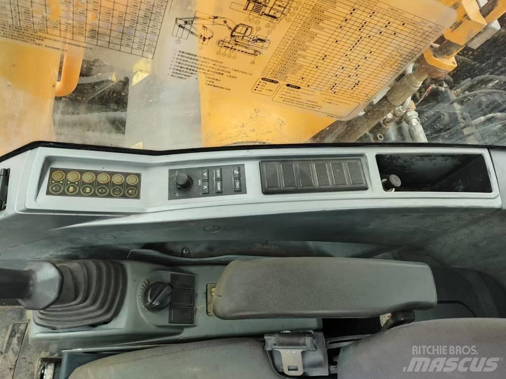 Hyundai R220LC-9S Escavatori cingolati