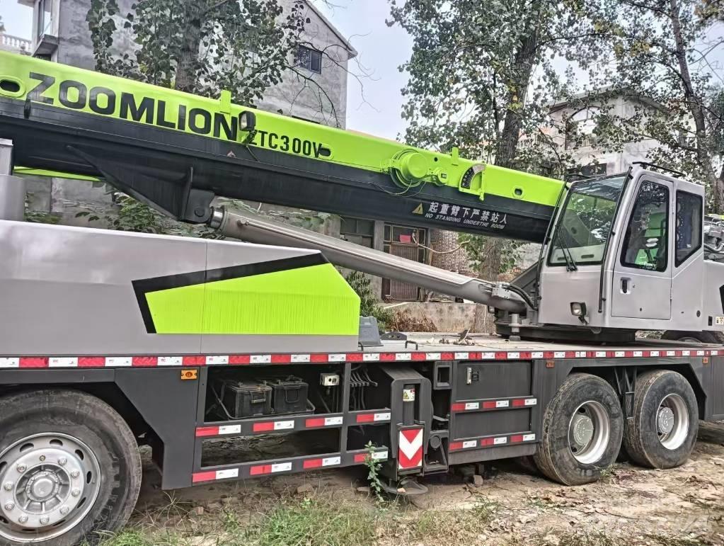 Zoomlion 300 Gru a torre