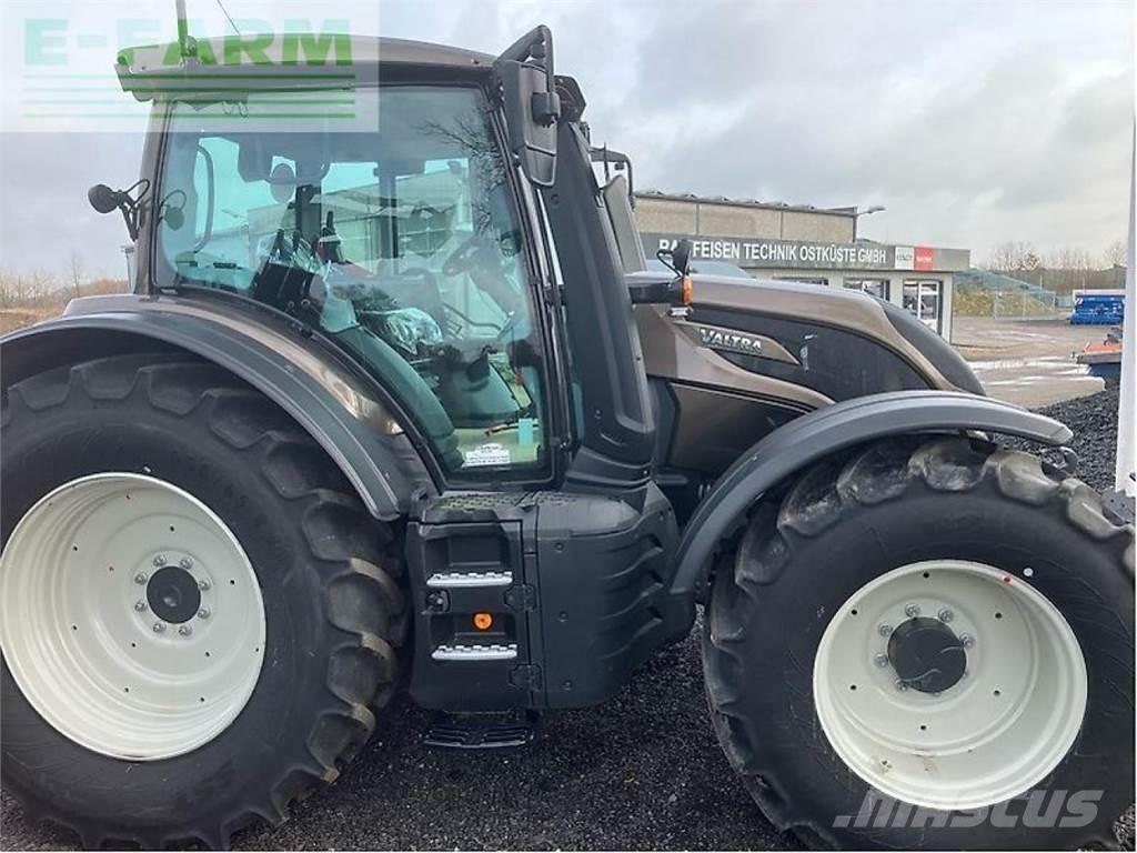 Valtra n175a Trattori