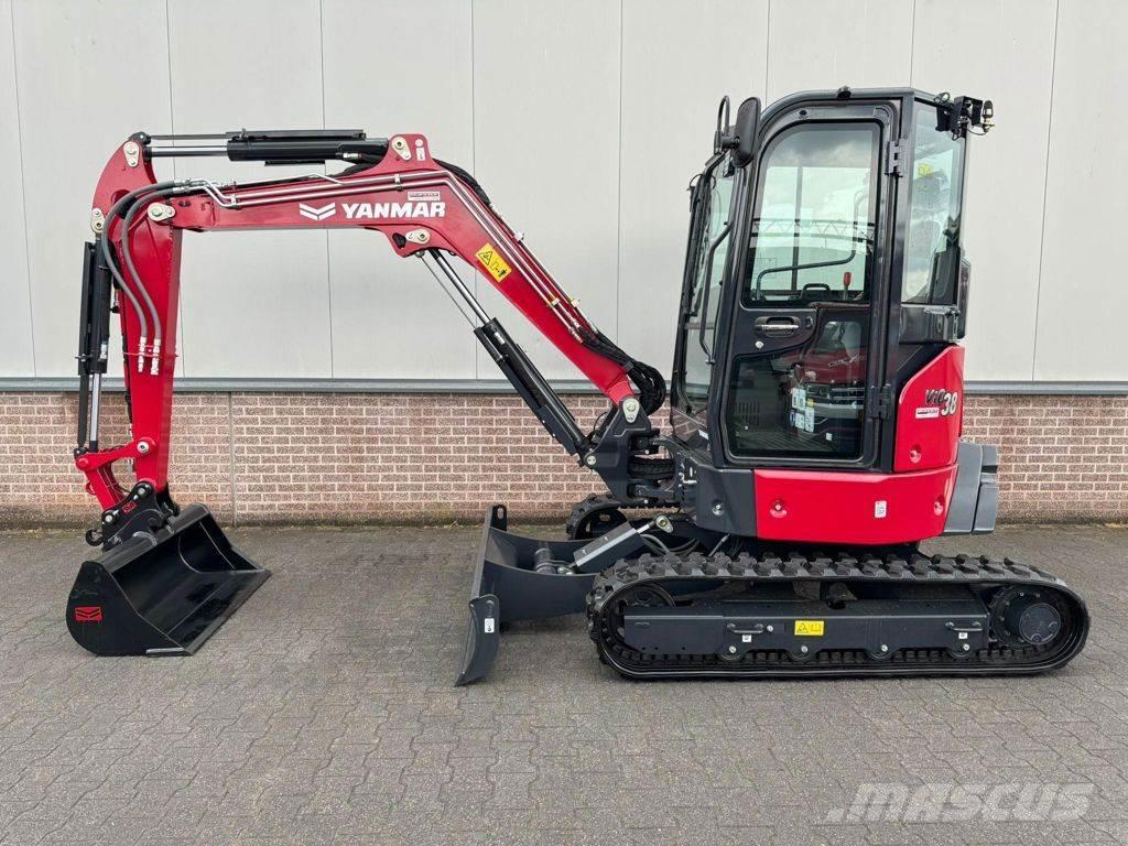 Yanmar VIO38-7 Miniescavatori