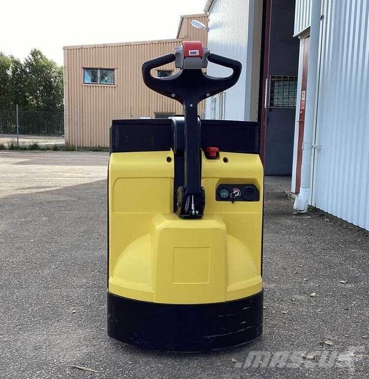 Hyster P2.0 Transpallet uomo a terra