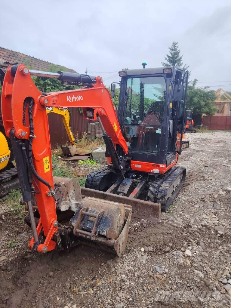 Kubota U 27-4 Miniescavatori