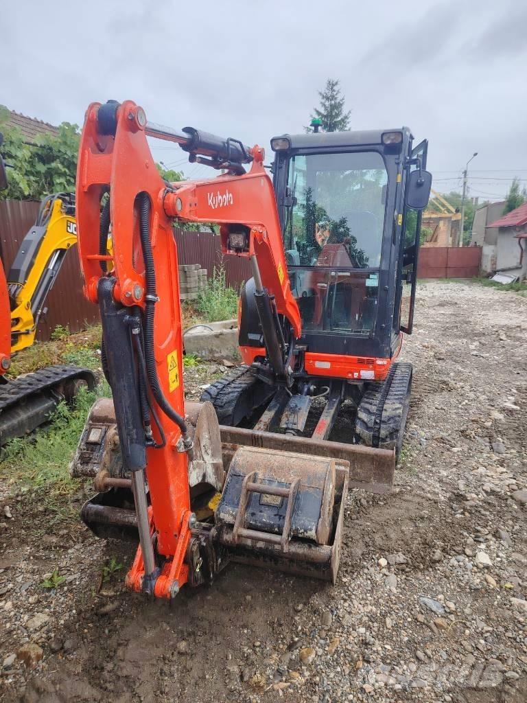 Kubota U 27-4 Miniescavatori
