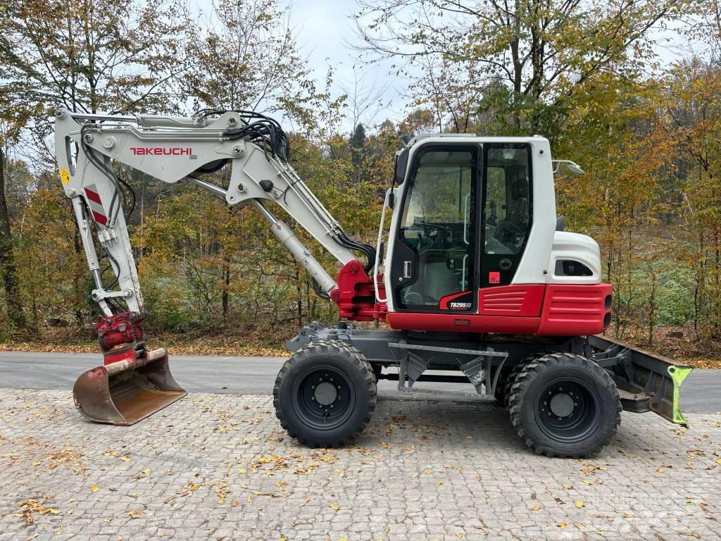 Takeuchi TB 295 W Escavatori gommati