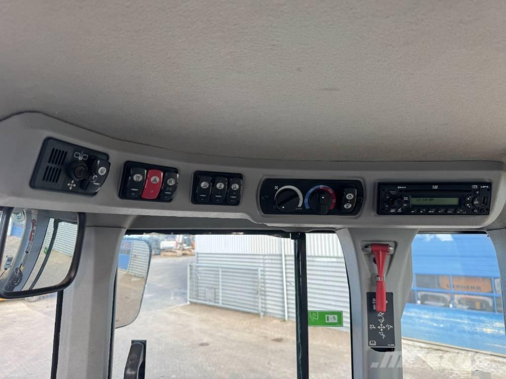 CAT 938 K Pale gommate