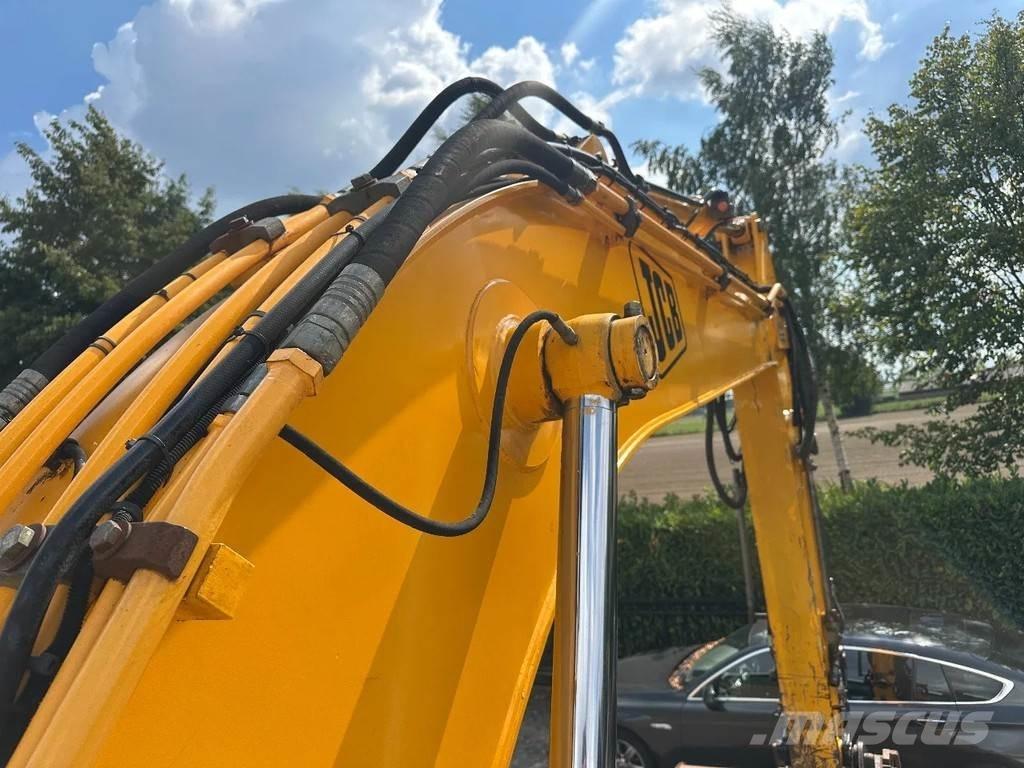 JCB JS190 LC Escavatori cingolati