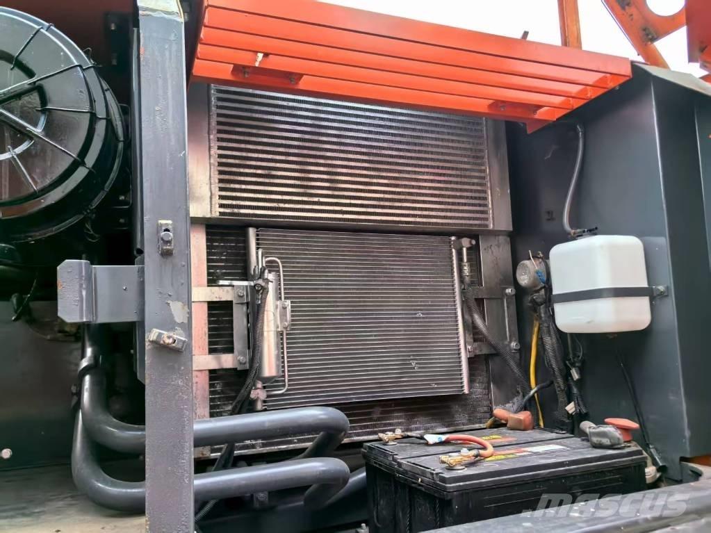 Hitachi ZX 240 HG Escavatori cingolati