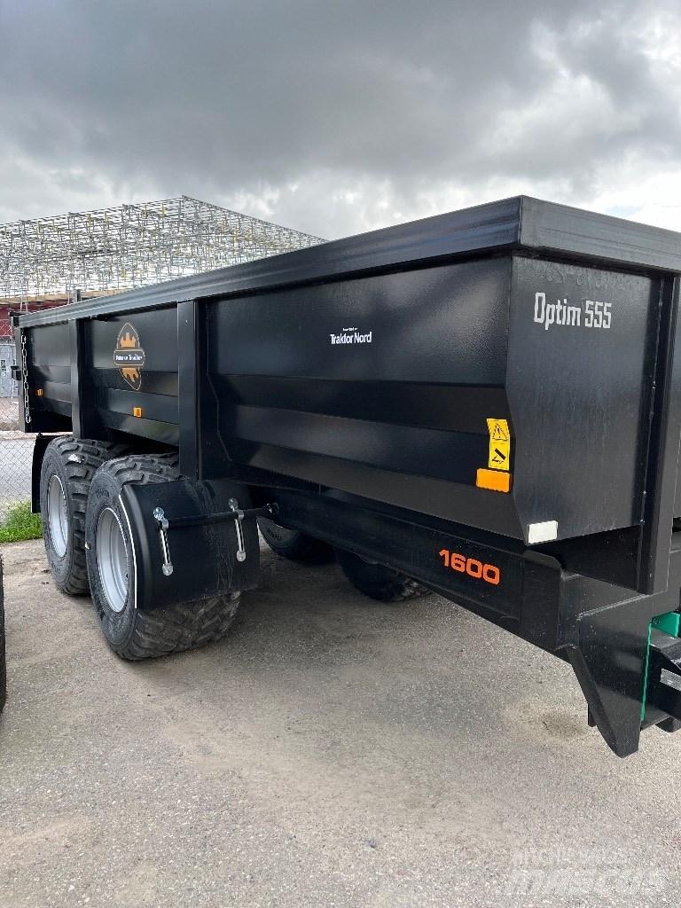 Palmse Trailer D1600 Rimorchi con cassone scarrabile
