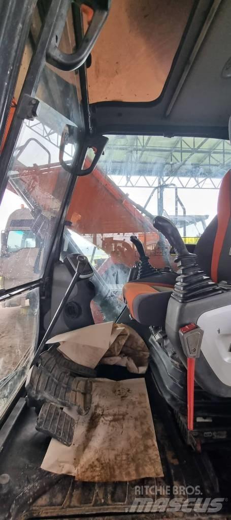 Doosan DX140LC-5 Escavatori cingolati