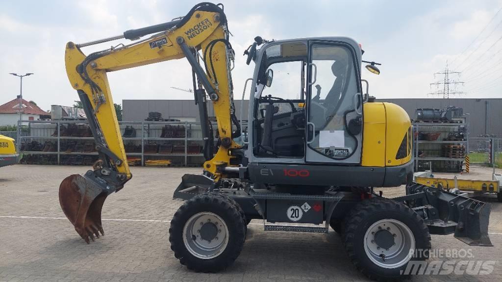 Wacker Neuson EW100 Escavatori gommati