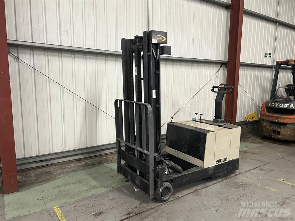 Crown 40WBTL Transpallet manuale